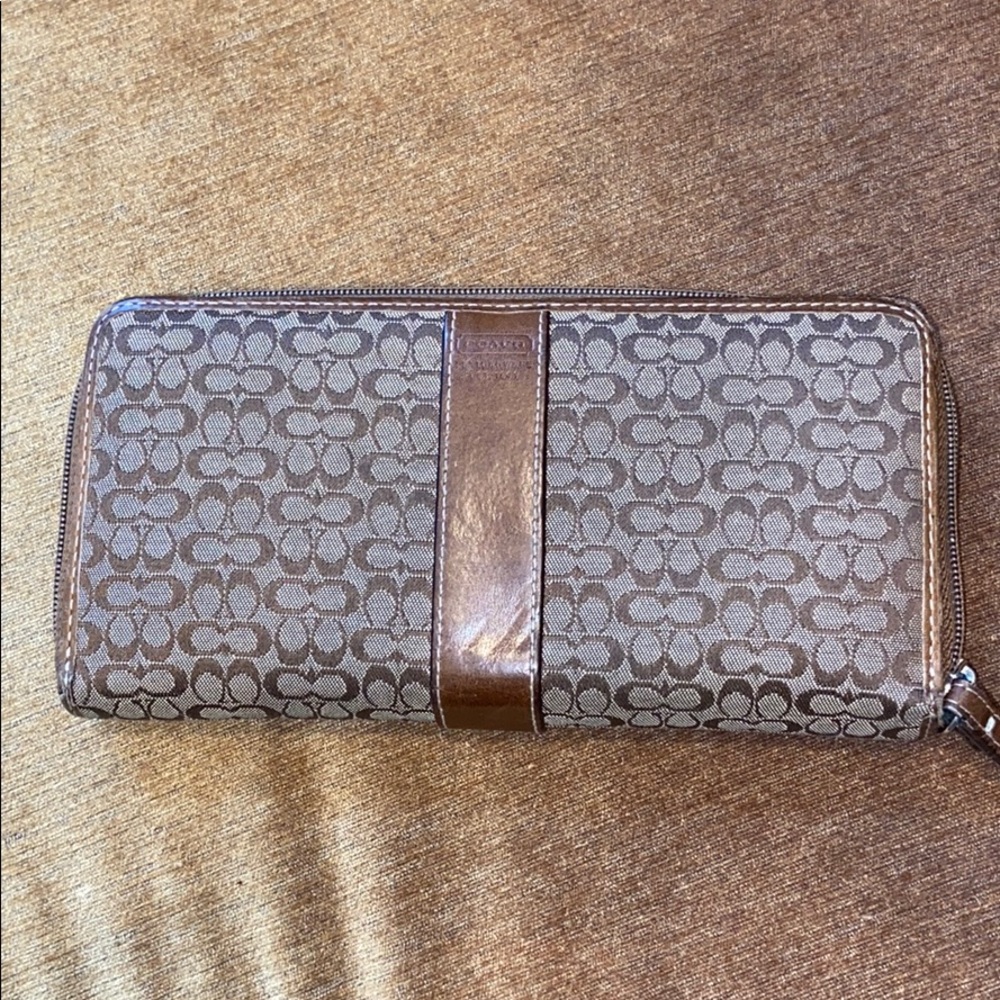 Genuine COACH full accordion Zipper wallet
